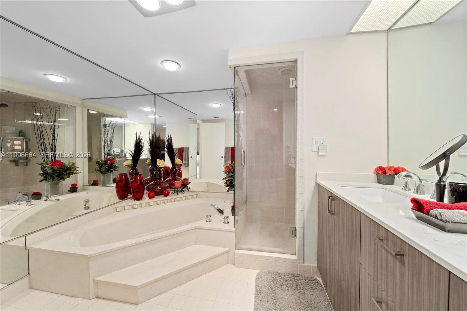 MERIDIAN OF PALM BEACH CO · #207N in Palm Beach - Photo 14