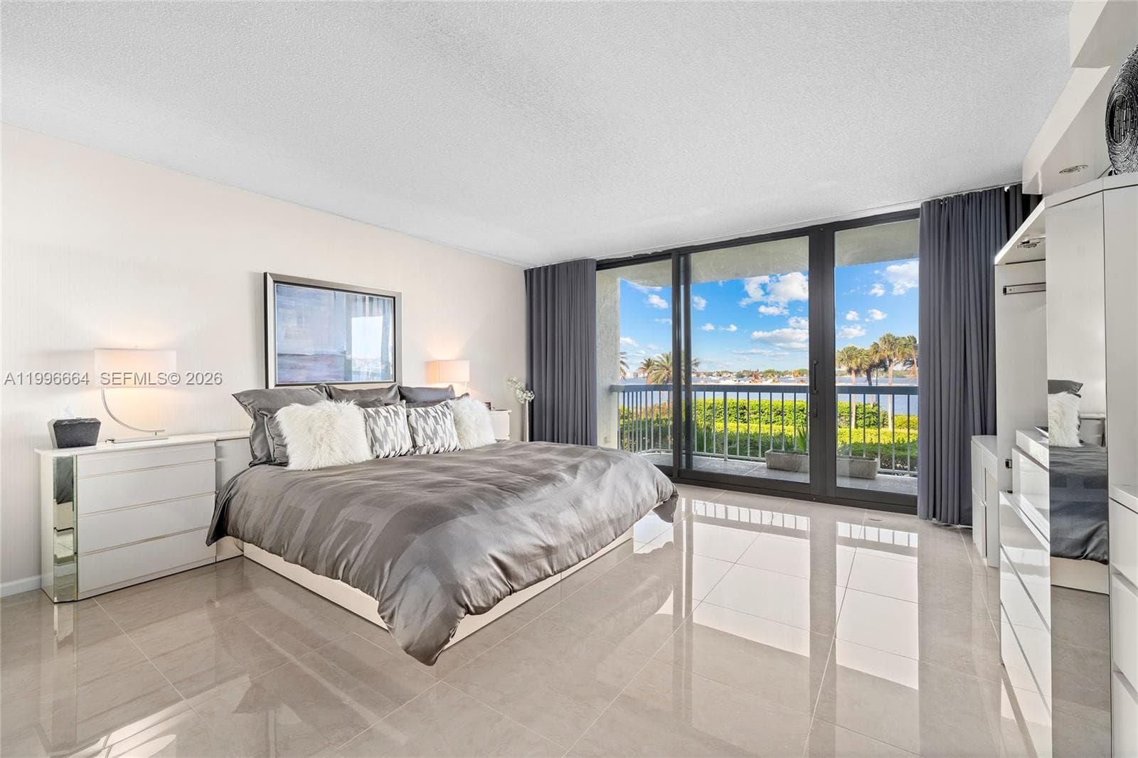 MERIDIAN OF PALM BEACH CO · #207N in Palm Beach - Photo 11