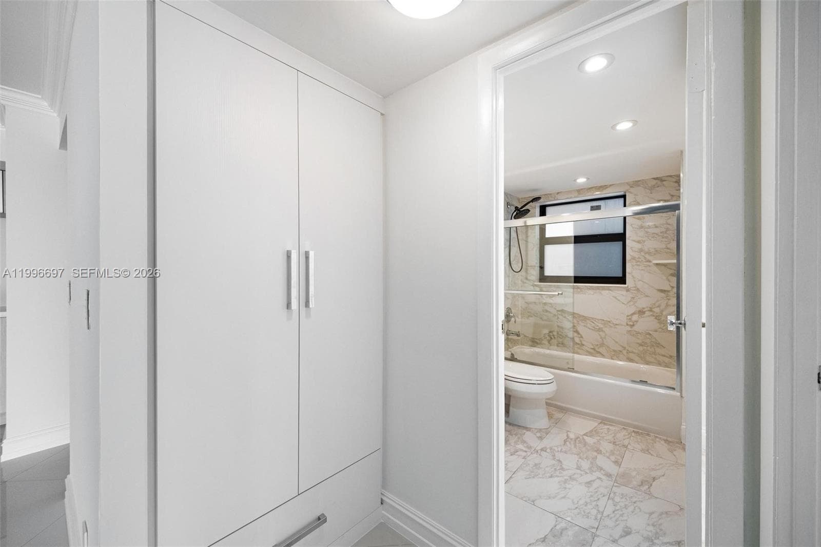 ALLINGTON TOWERS NORTH CO · #G10 in Hollywood - Photo 32