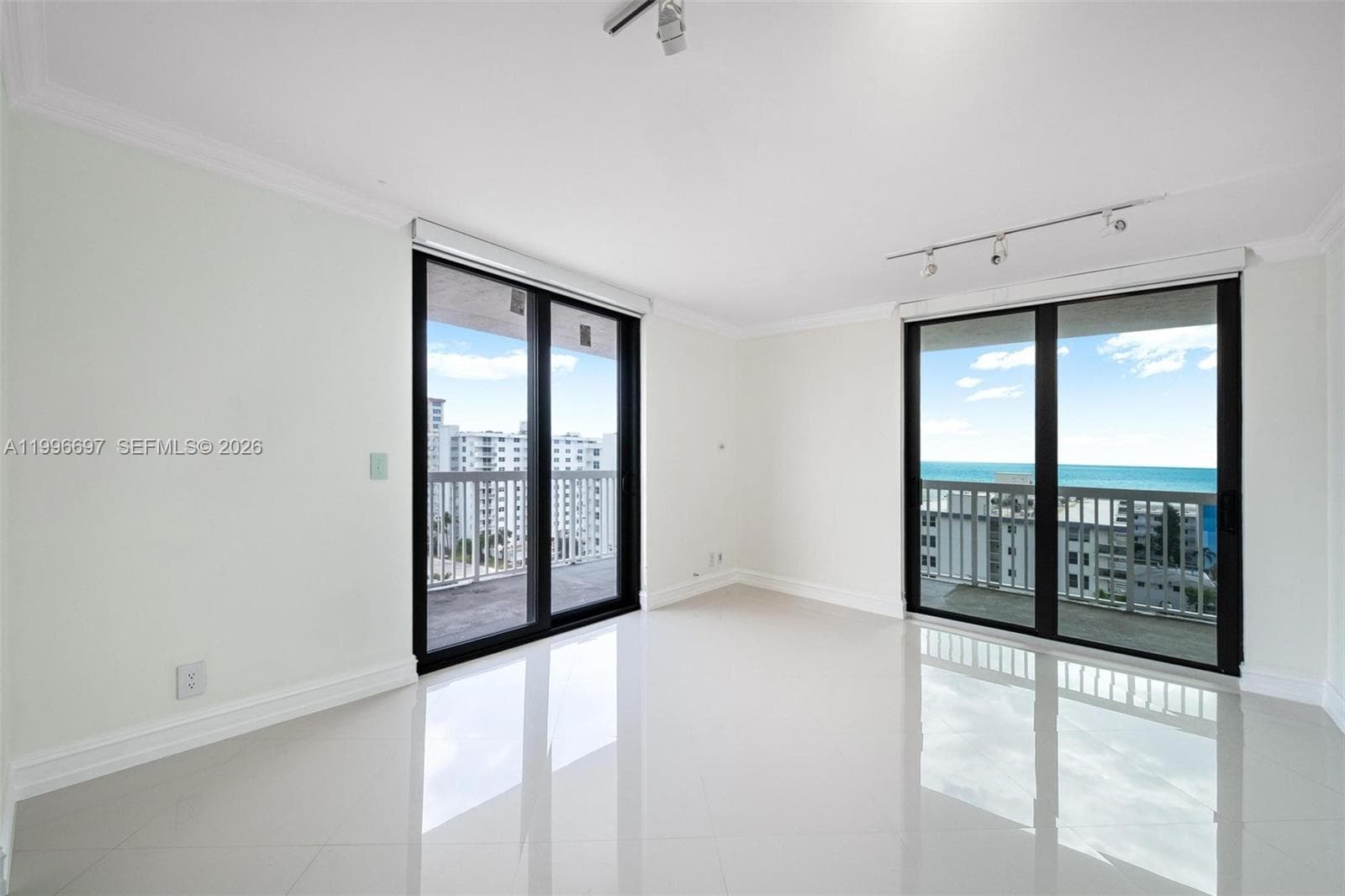 ALLINGTON TOWERS NORTH CO · #G10 in Hollywood - Photo 34