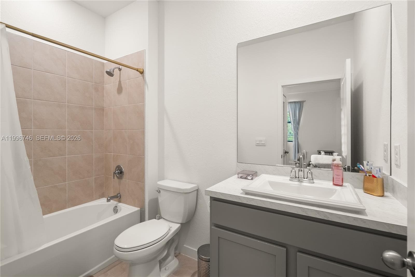 2nd bathroom