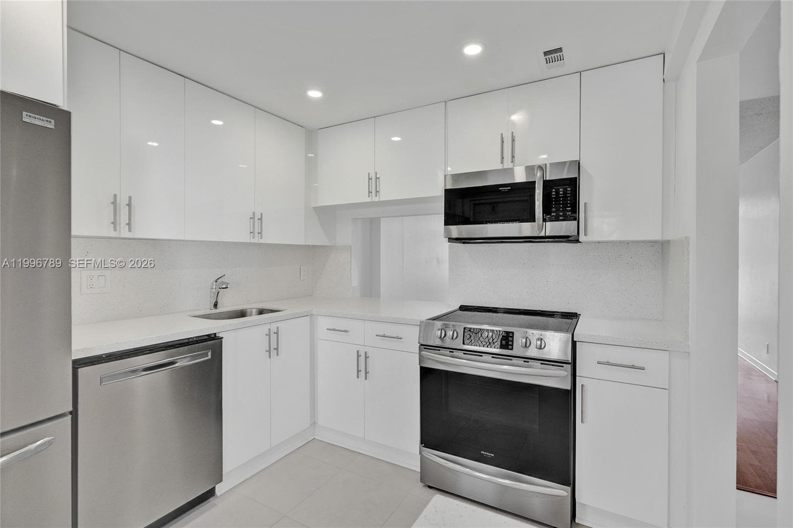 Golden View · #306 W in Hallandale Beach - Photo 13