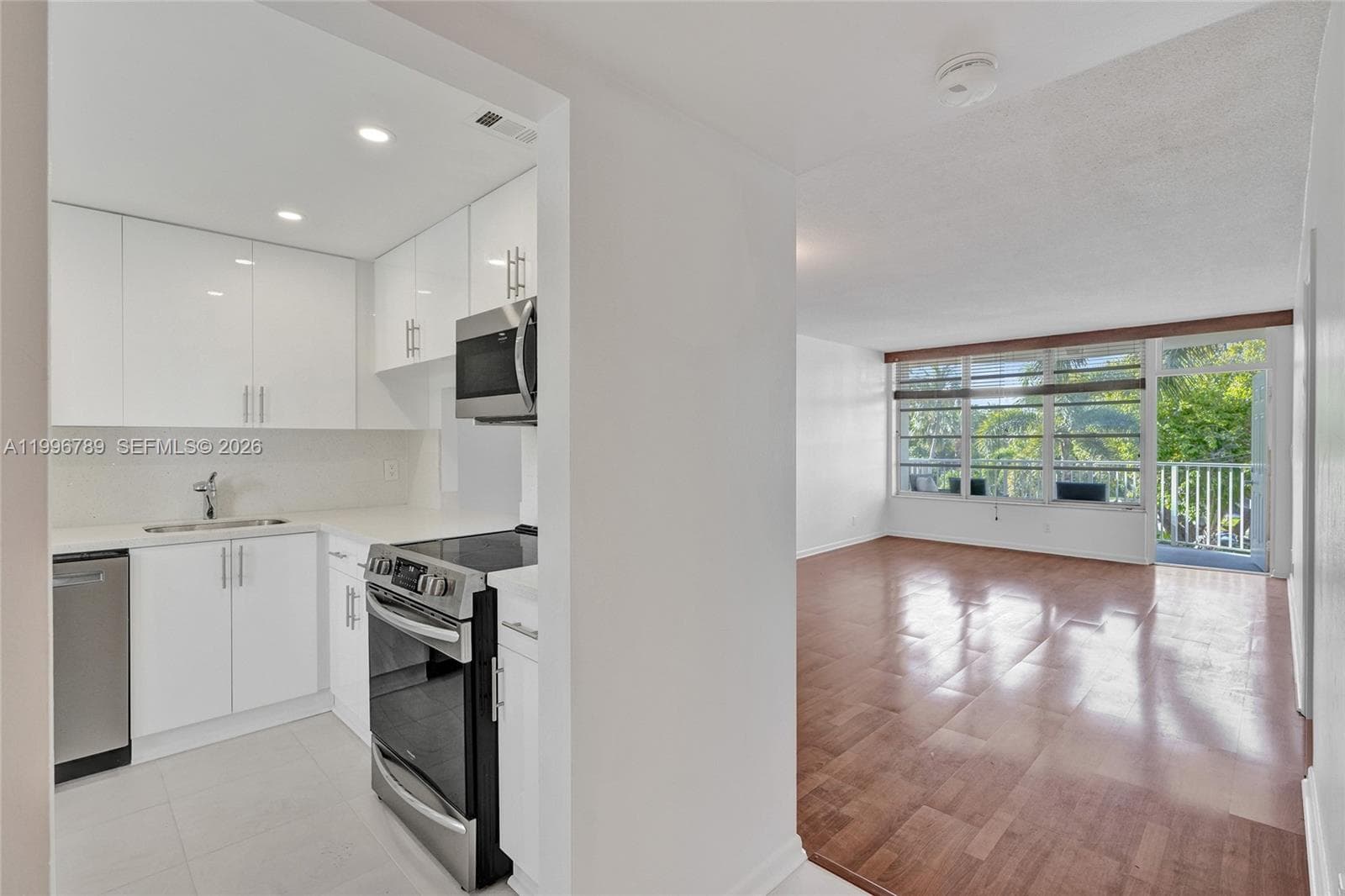 Golden View · #306 W in Hallandale Beach - Photo 11