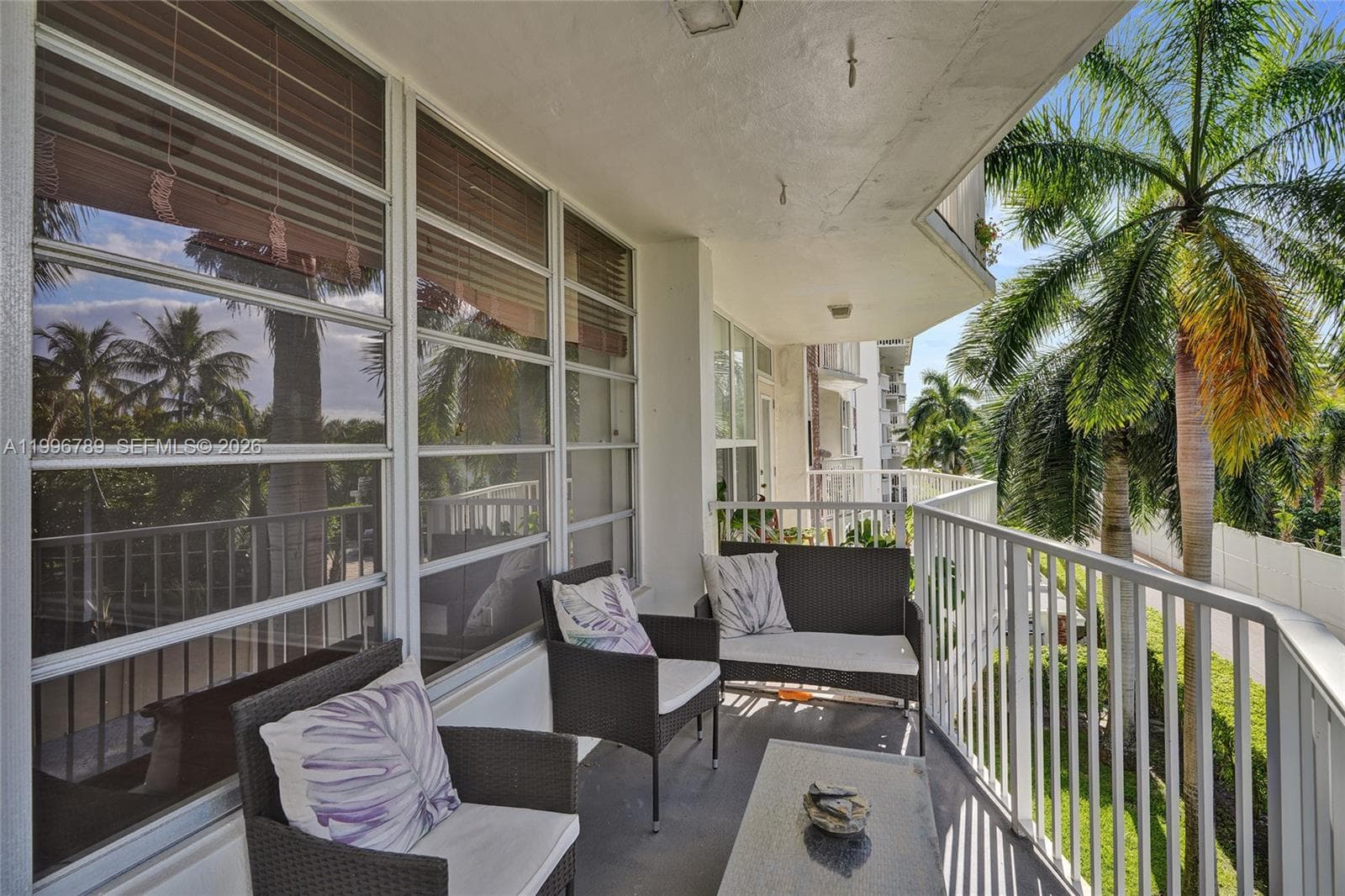 Golden View · #306 W in Hallandale Beach - Photo 4