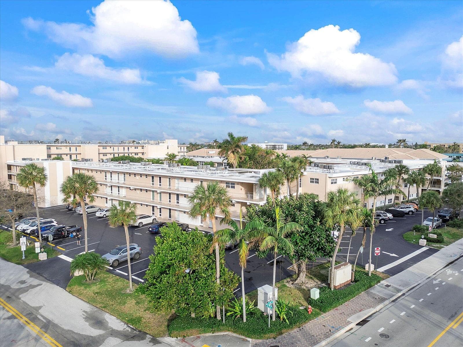 02-1481 S Ocean Blvd 315a_002