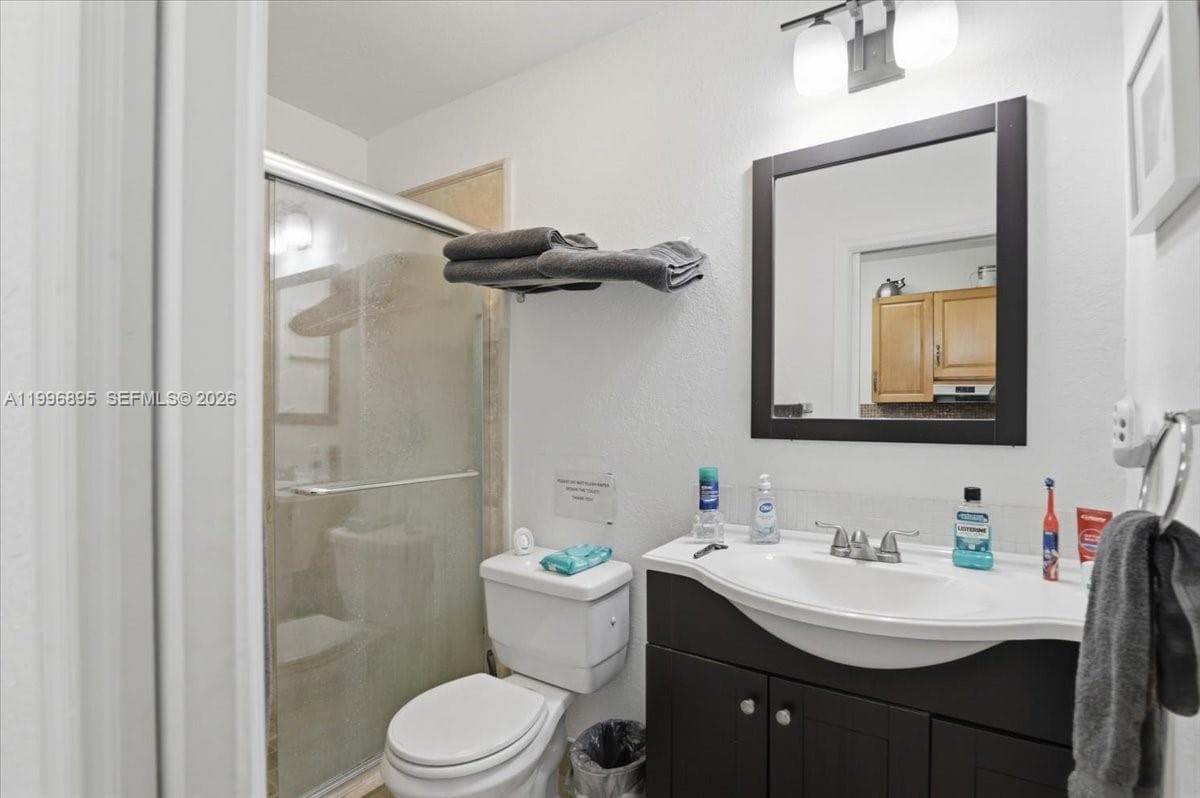 6133 SW 44th Ter photo 52