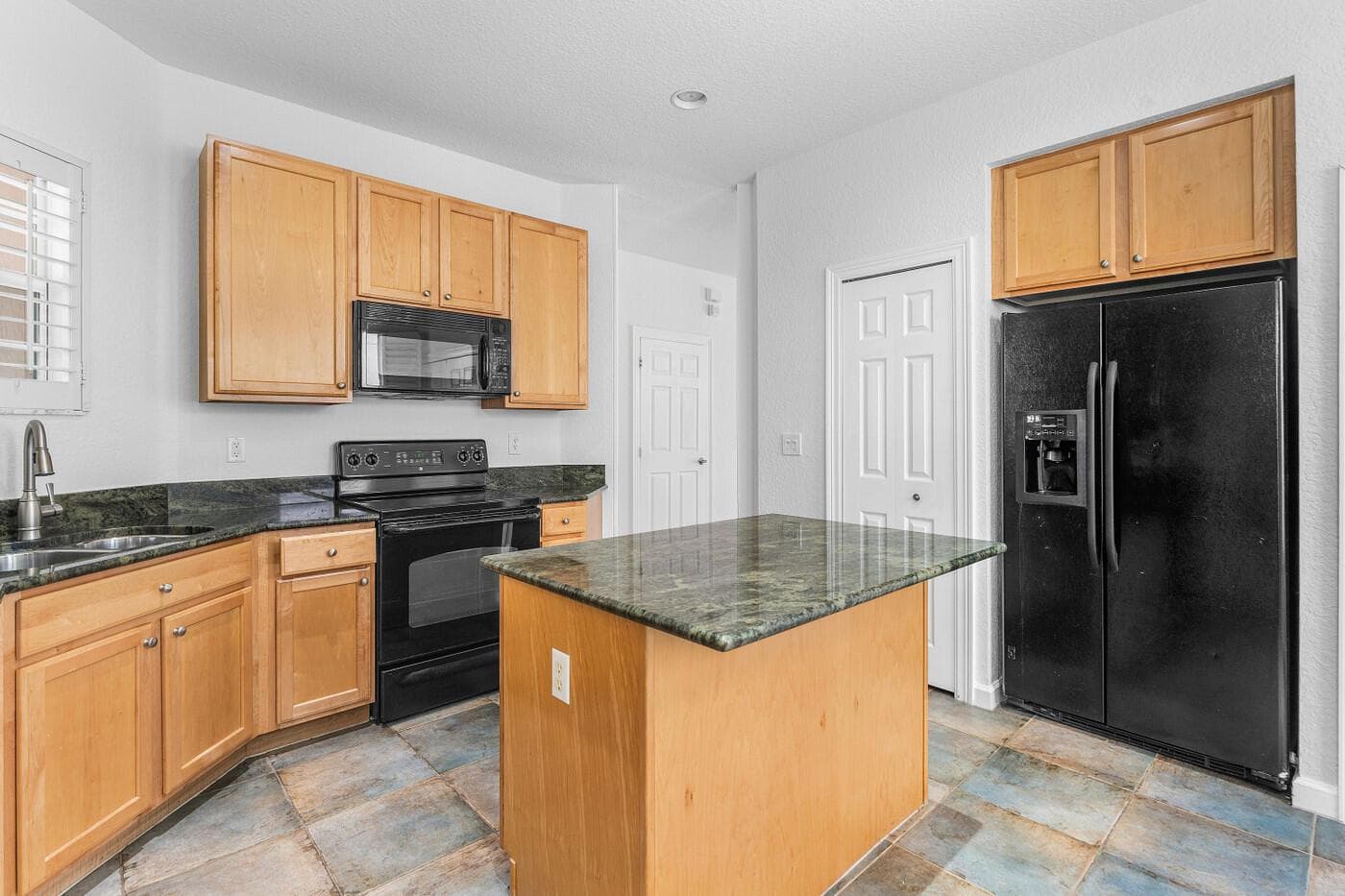 Kitchen 2