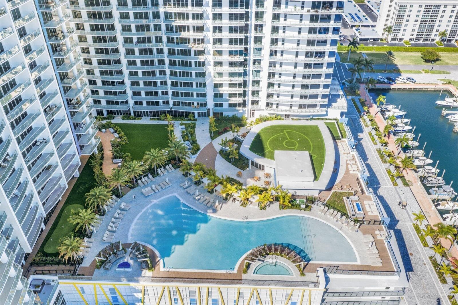 220 Lake Shore Drive - 93.JPG-SMALL