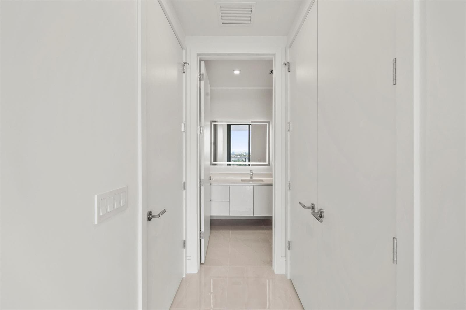 220 Lake Shore Drive - 31.jpg-FULL