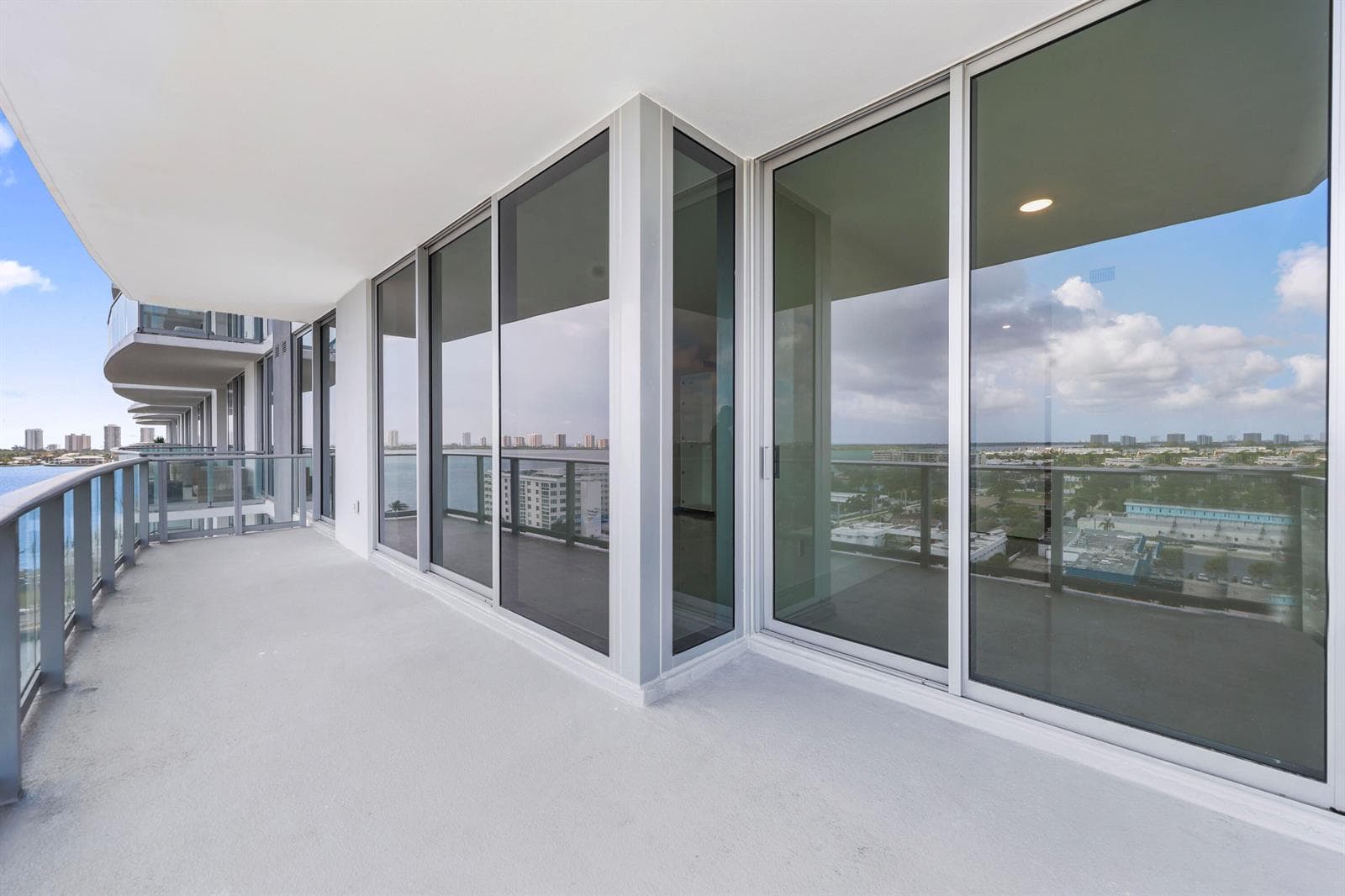 220 Lake Shore Drive - 26.jpg-FULL
