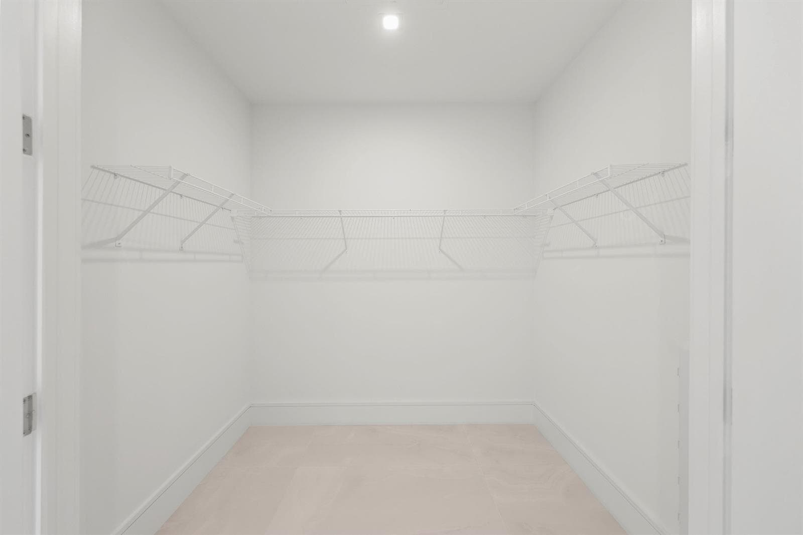 LARGE WALK IN CLOSET