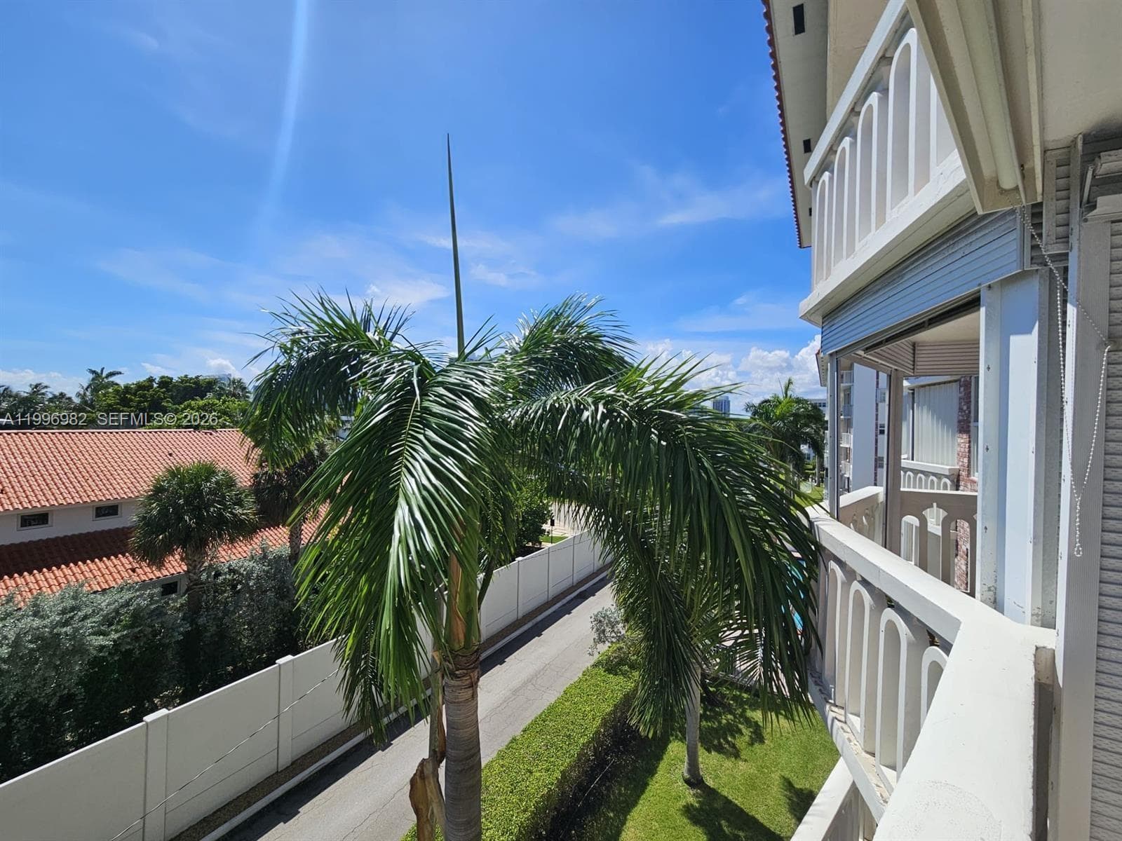 GOLDEN VIEW CONDO · #406 in Hallandale Beach - Photo 33