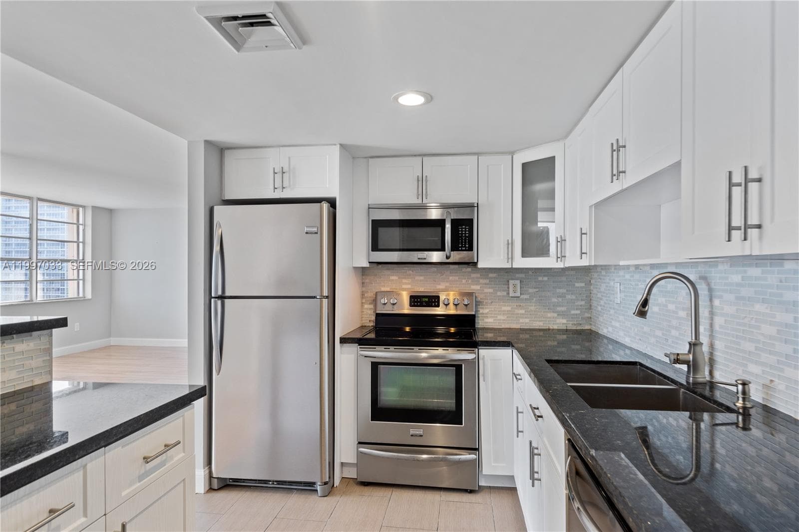 Kennedy House Condo · #14K in Miami Beach - Photo 6