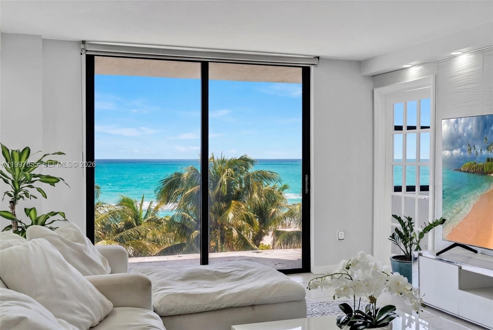LE TRIANON CONDO · #5F in Miami Beach - Photo 4