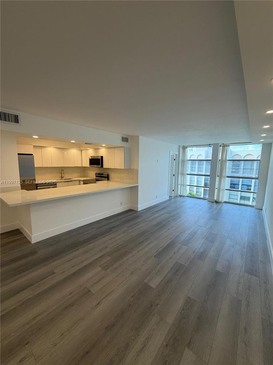 DESOTO PARK CONDO · #512 in Hallandale Beach - Photo 26