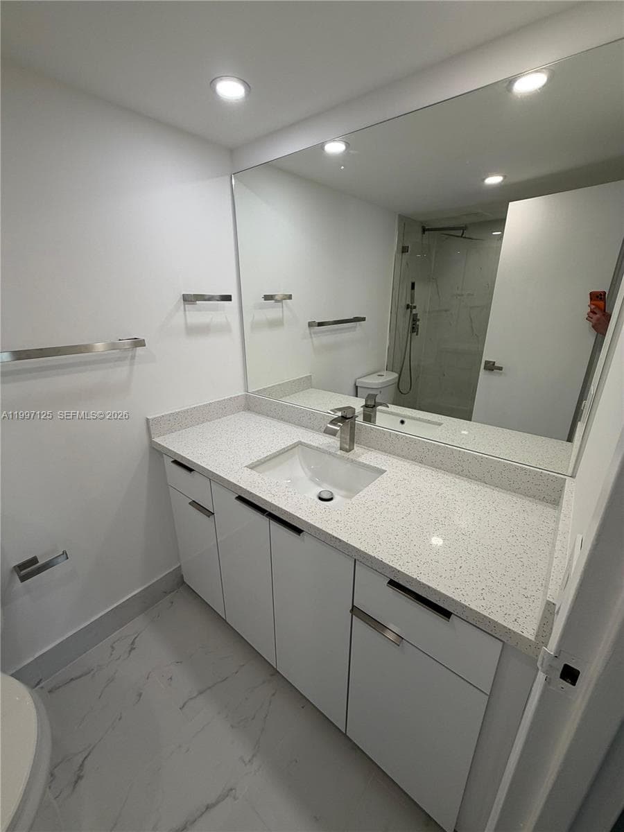 DESOTO PARK CONDO · #512 in Hallandale Beach - Photo 9