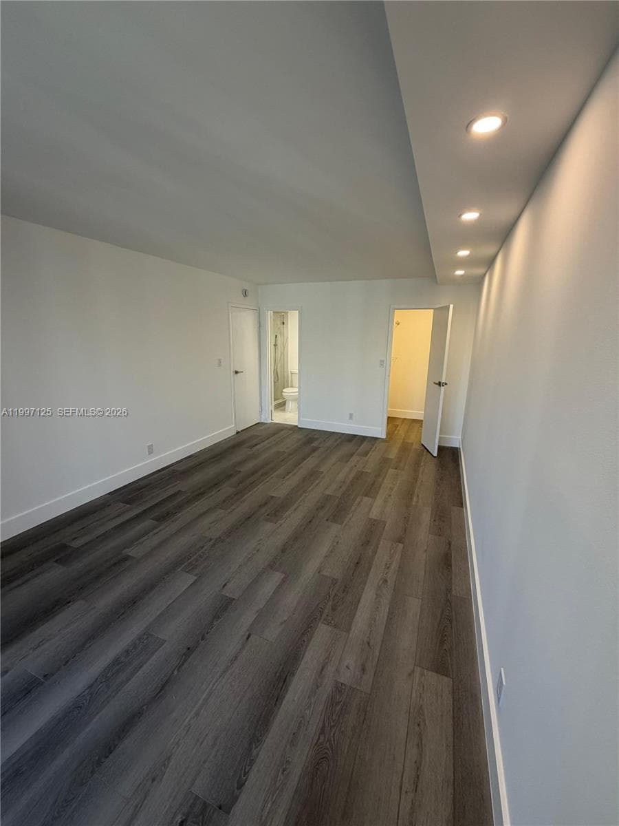 DESOTO PARK CONDO · #512 in Hallandale Beach - Photo 14