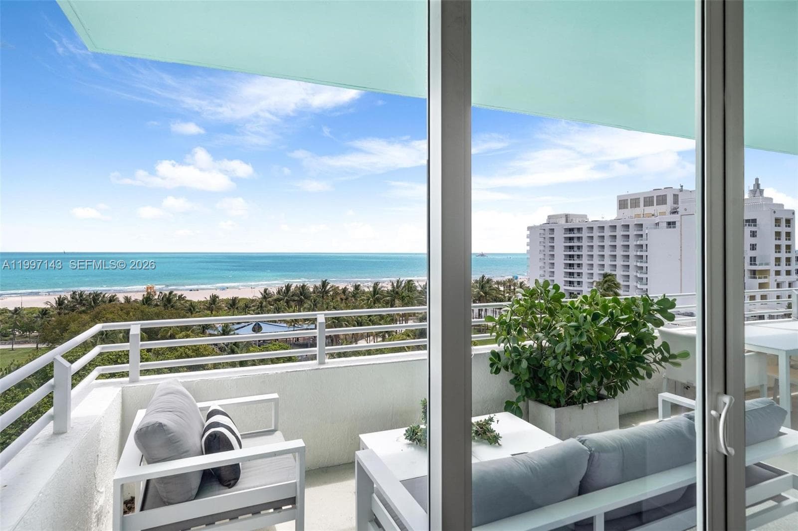 Ocean Place · #8F in Miami Beach - Photo 38