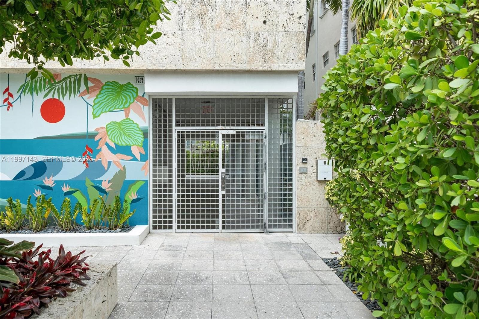 Ocean Place · #8F in Miami Beach - Photo 4