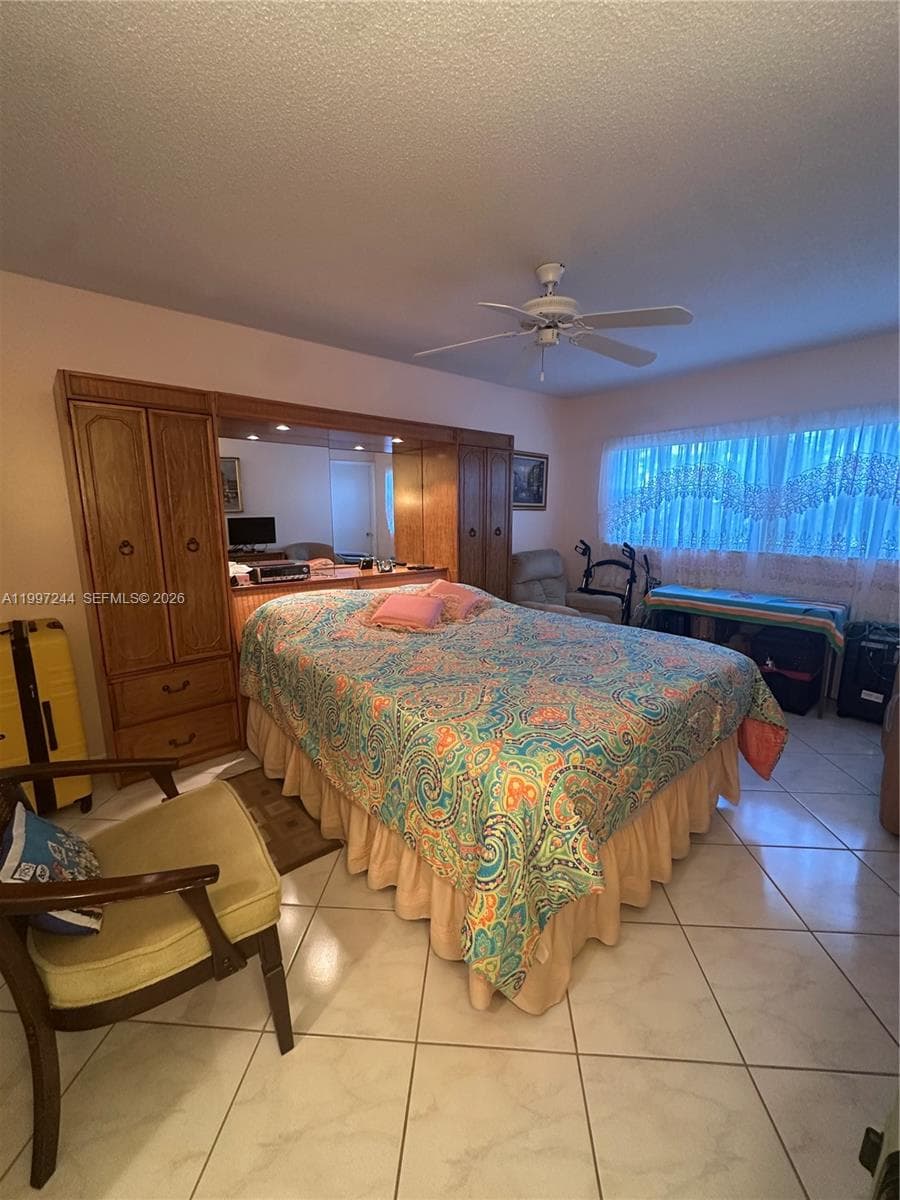 FAIRWAYS ROYALE · #307 in Hallandale Beach - Photo 23