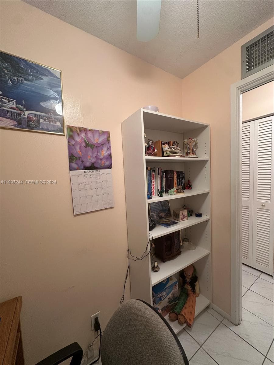 FAIRWAYS ROYALE · #307 in Hallandale Beach - Photo 22