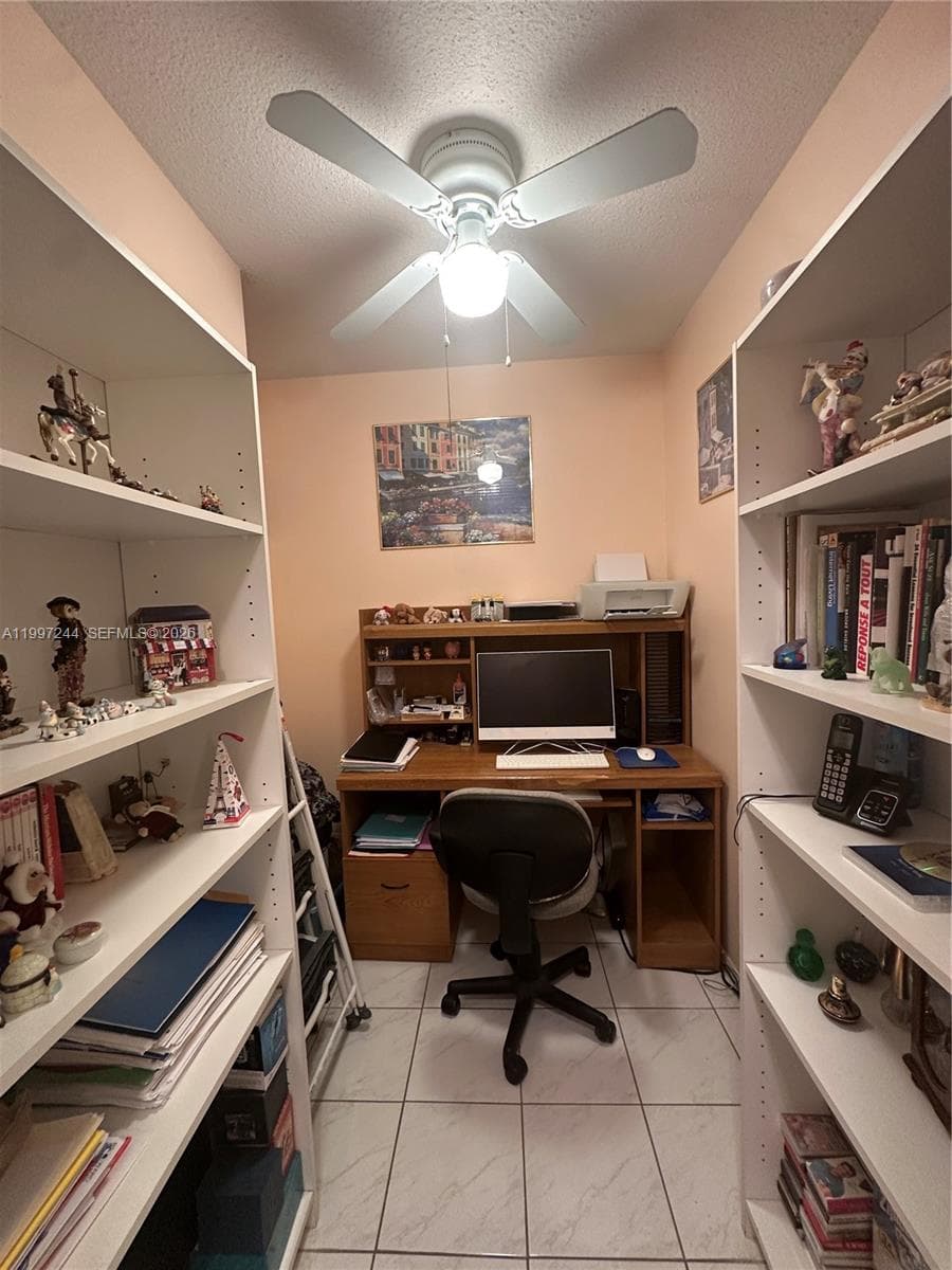 FAIRWAYS ROYALE · #307 in Hallandale Beach - Photo 20