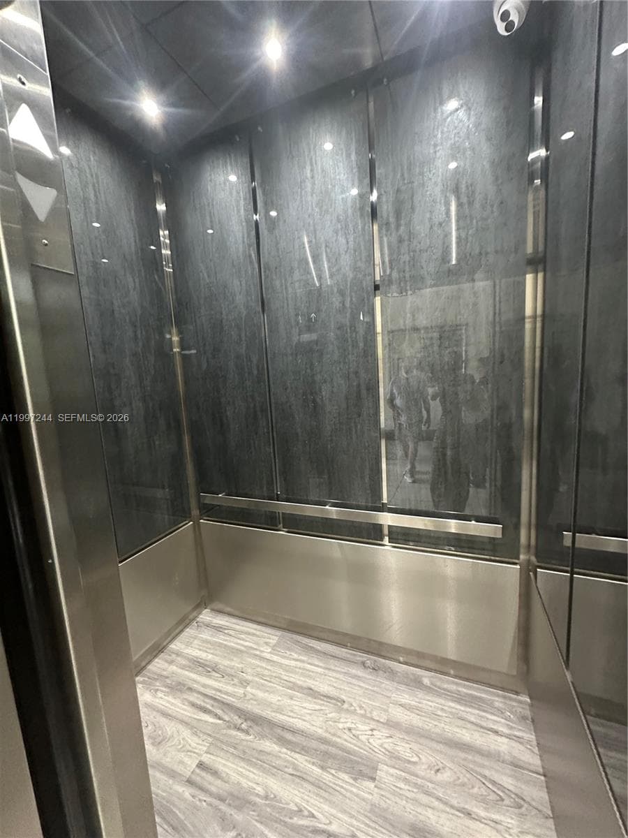 FAIRWAYS ROYALE · #307 in Hallandale Beach - Photo 29