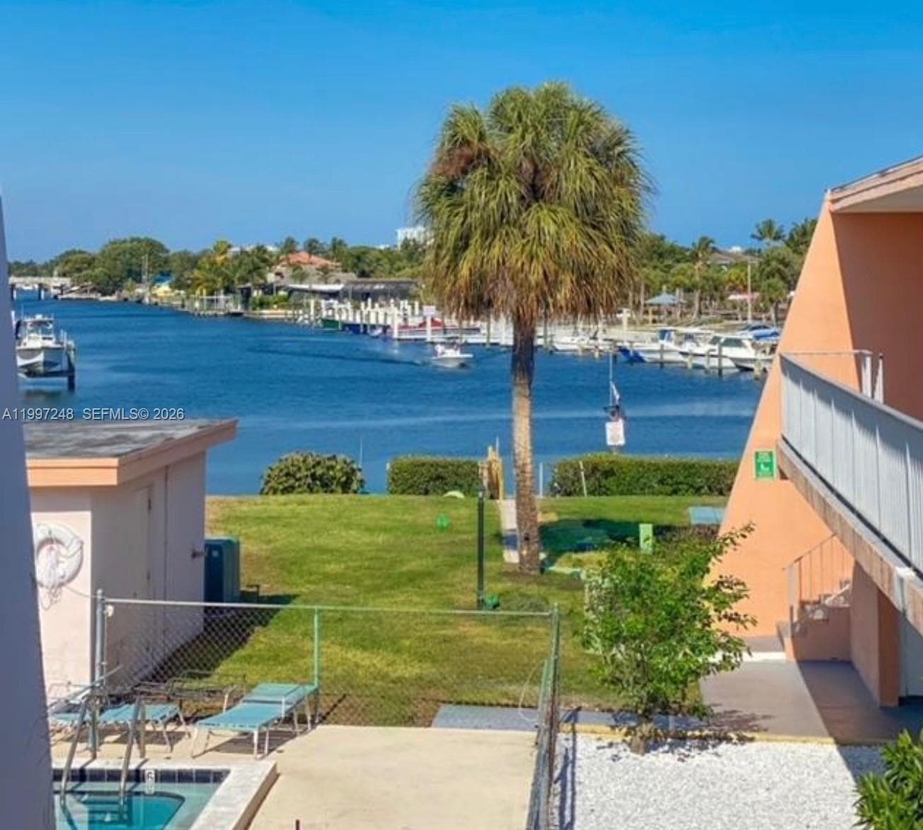 LORI-LYNN CONDO · #212 in North Palm Beach - Photo 17