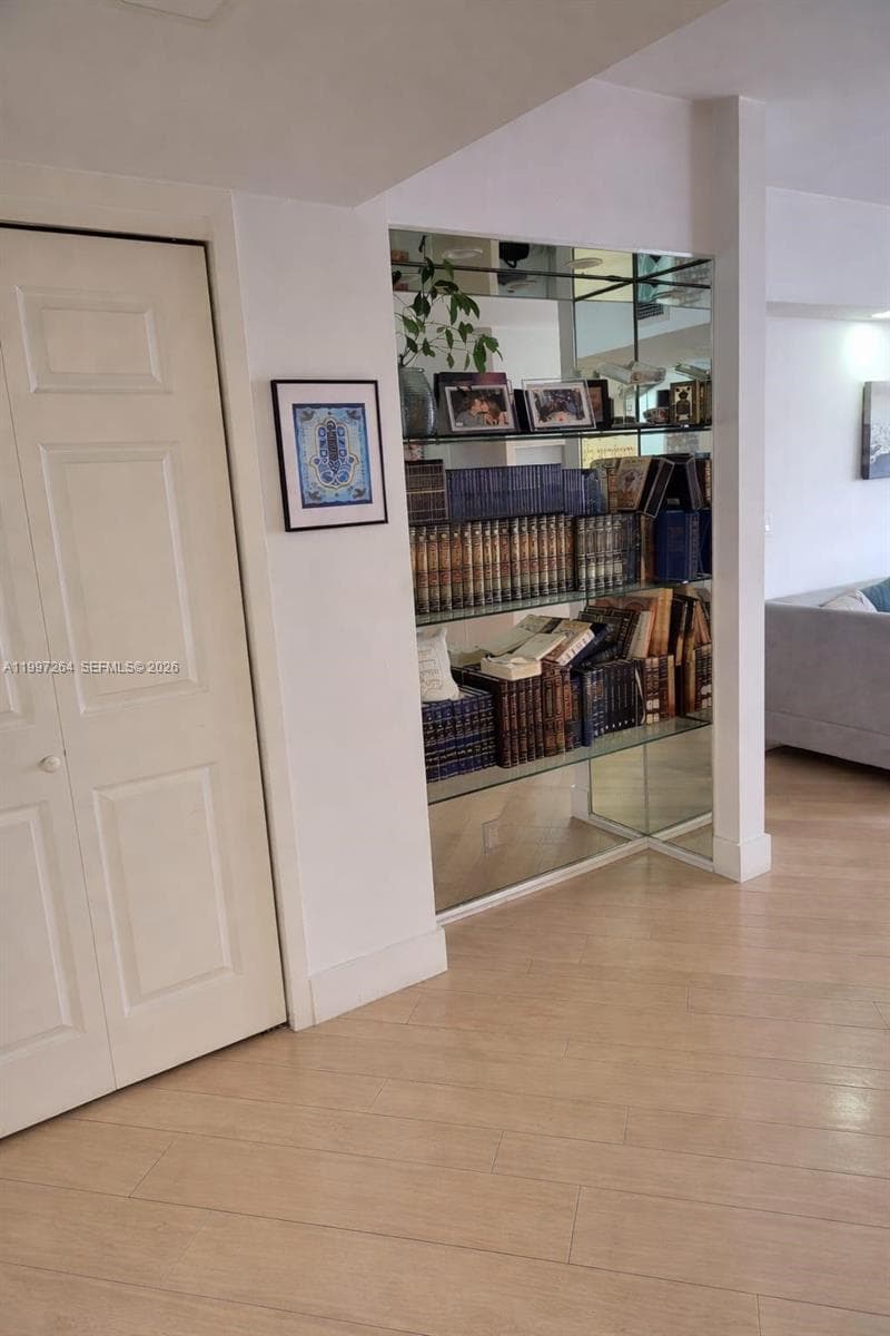 TURNBERRY TOWERS CONDO · #16L in Aventura - Photo 10