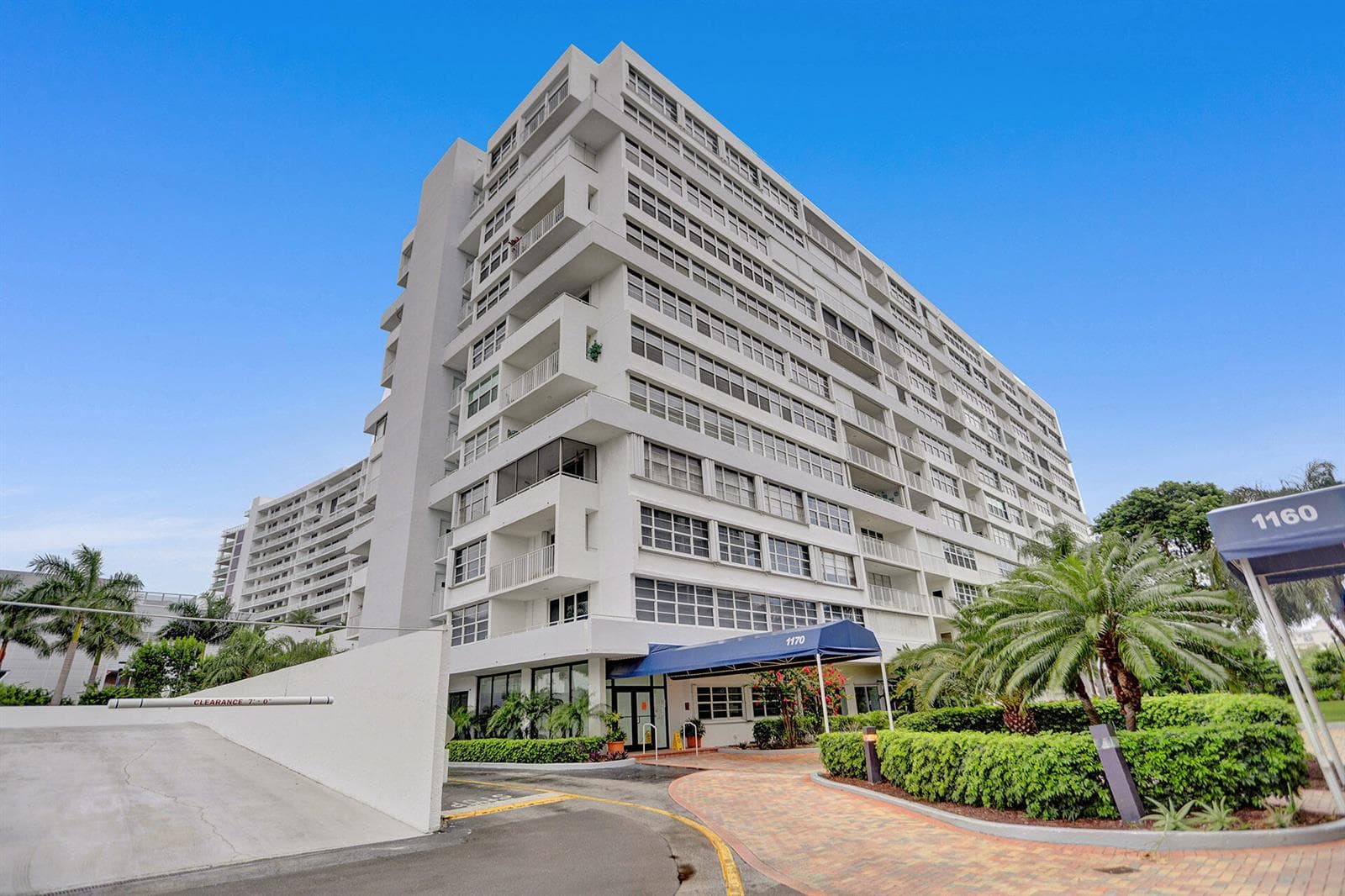 G87A5568 building