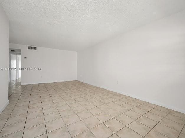 Carlyle Plaza Condo · #606 in Miami Beach - Photo 15