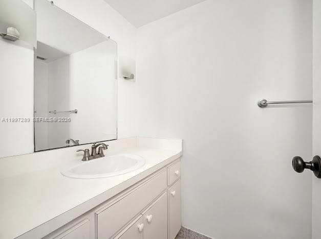 Carlyle Plaza Condo · #606 in Miami Beach - Photo 11