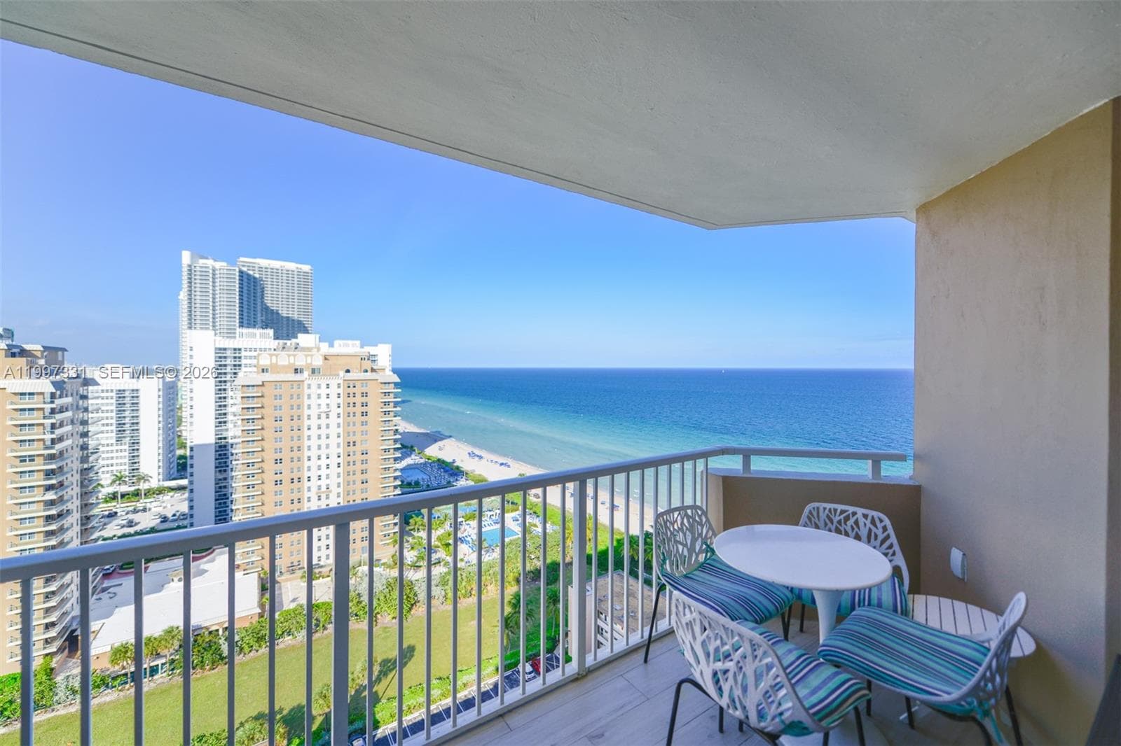 HEMISPHERES CONDO · #20D in Hallandale Beach - Photo 1