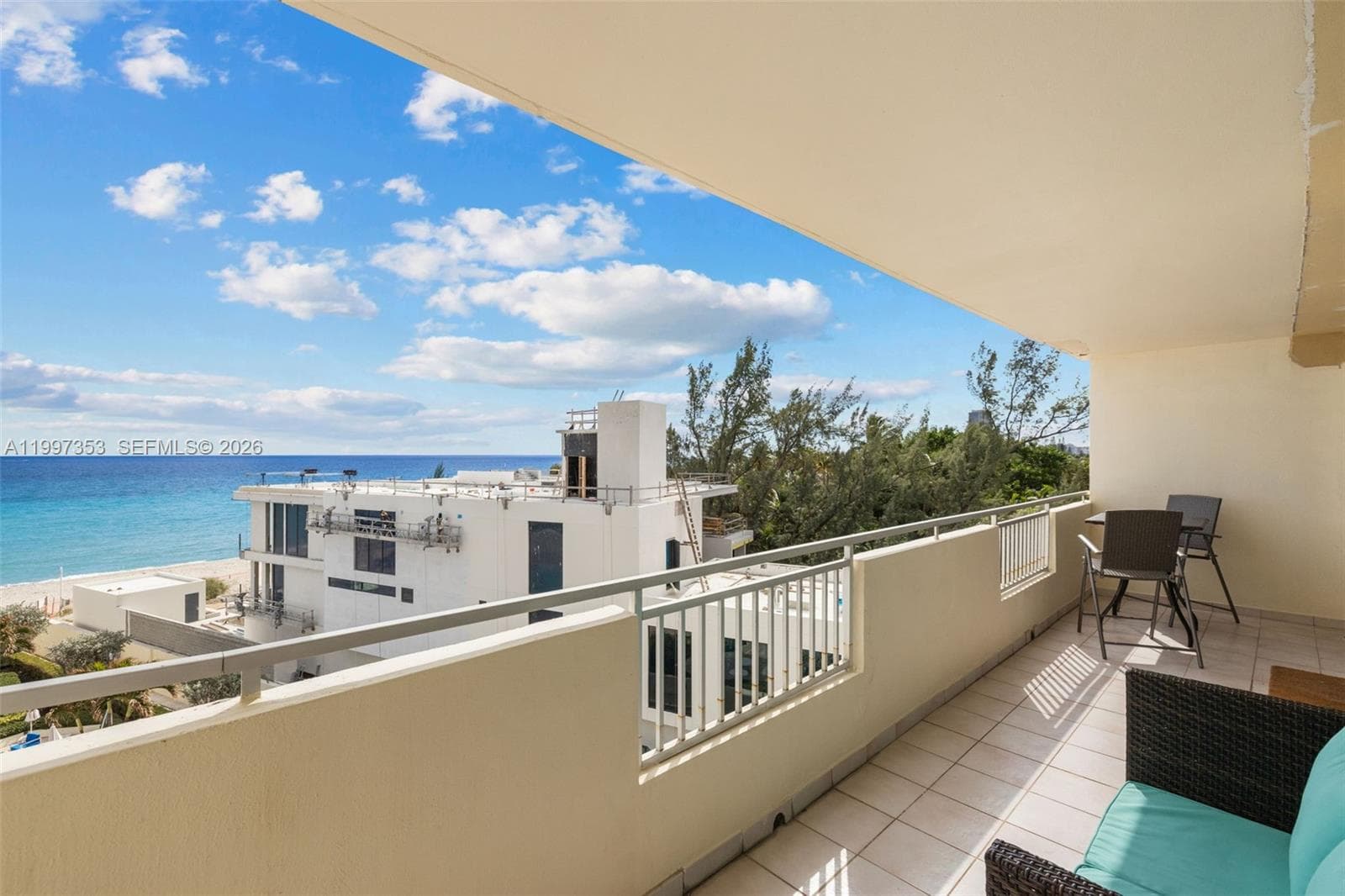 PARKER DORADO CONDO · #516 in Hallandale Beach - Photo 3