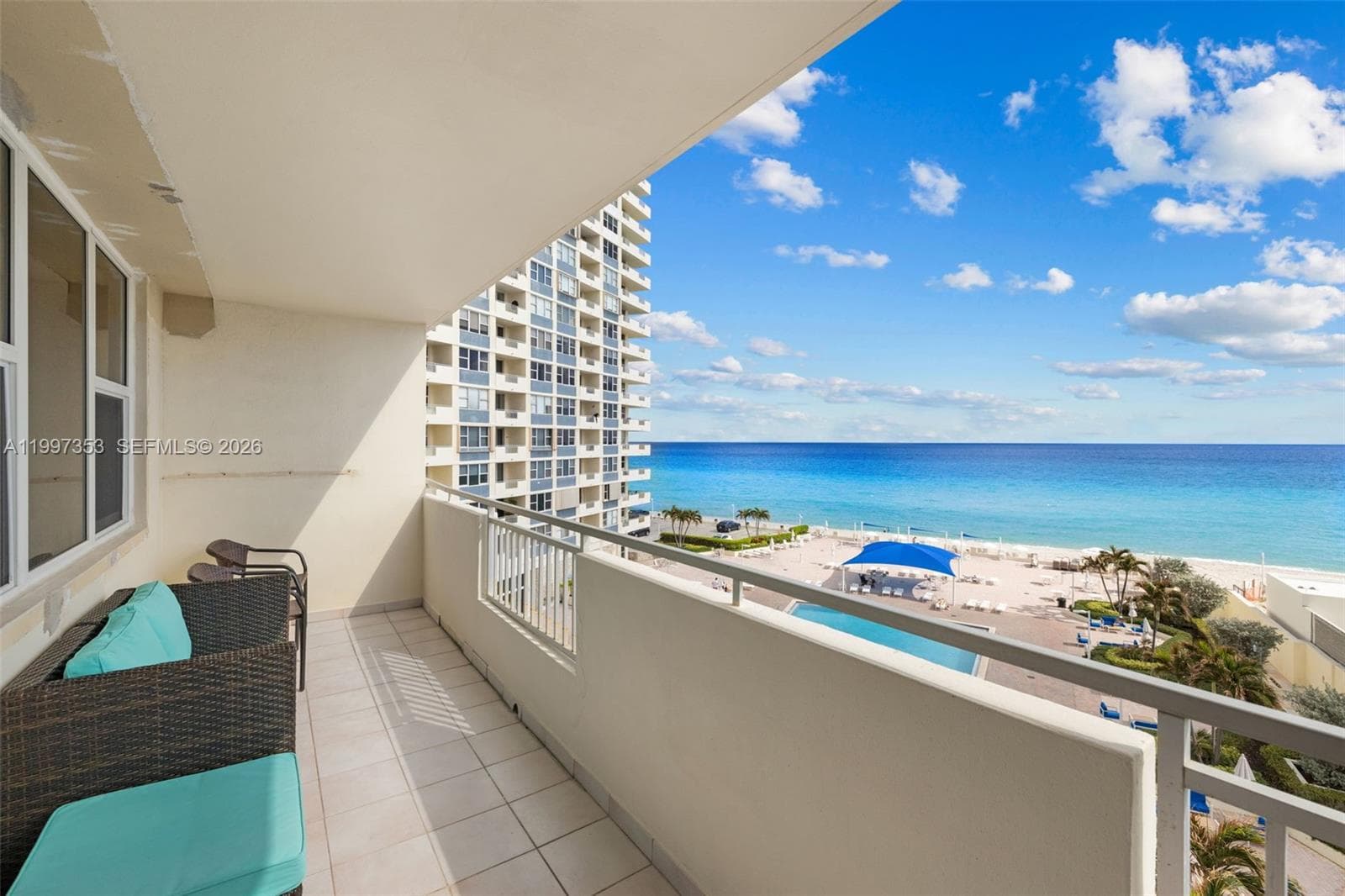 PARKER DORADO CONDO · #516 in Hallandale Beach - Photo 9