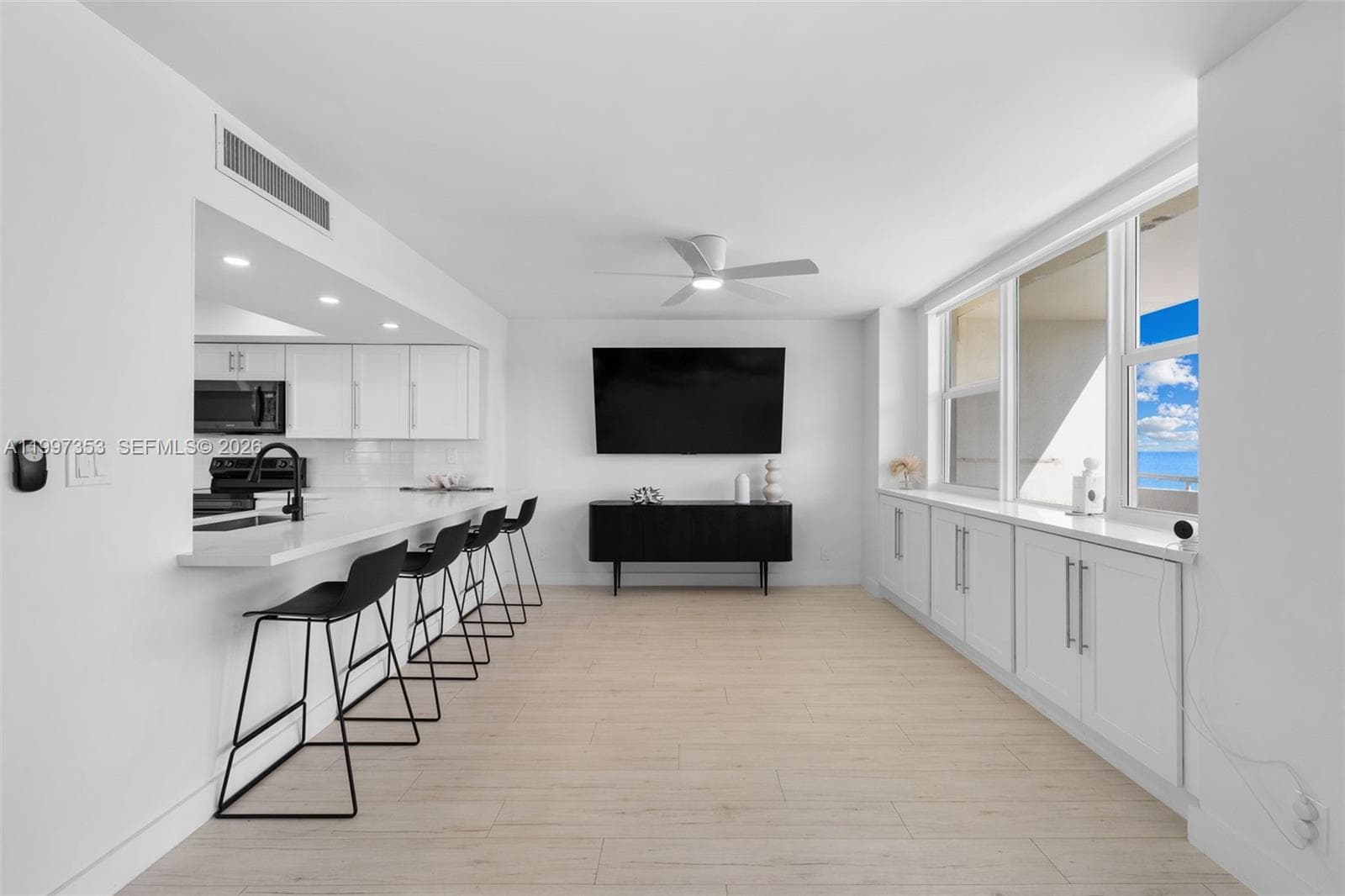PARKER DORADO CONDO · #516 in Hallandale Beach - Photo 15
