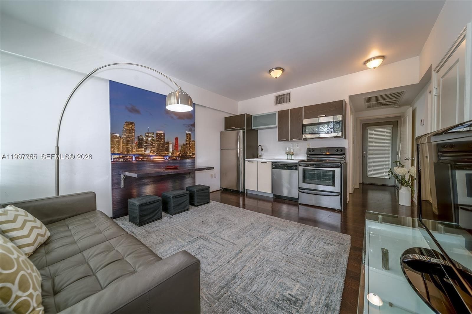ELEVEN CONDO · #206 in Miami Beach - Photo 1