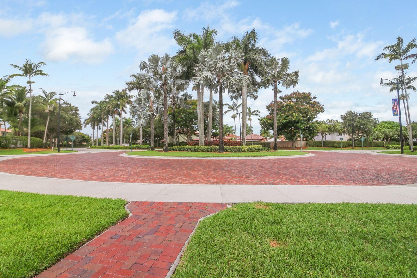 45 Walkways Community