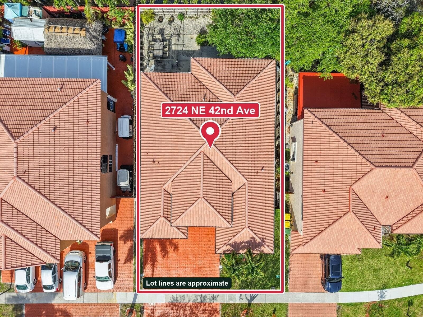 15 The home from above with approximate