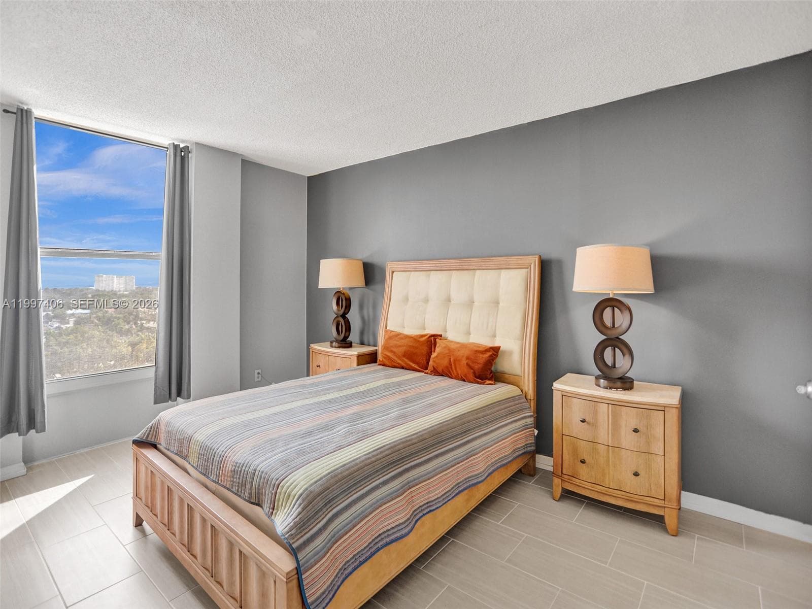 KEYSTONE TOWERS CONDO · #906 in North Miami - Photo 4