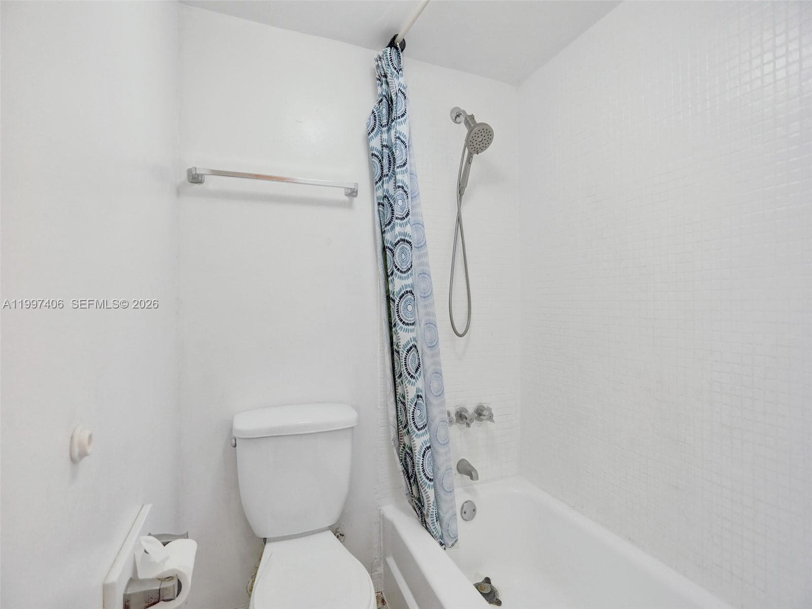 KEYSTONE TOWERS CONDO · #906 in North Miami - Photo 8