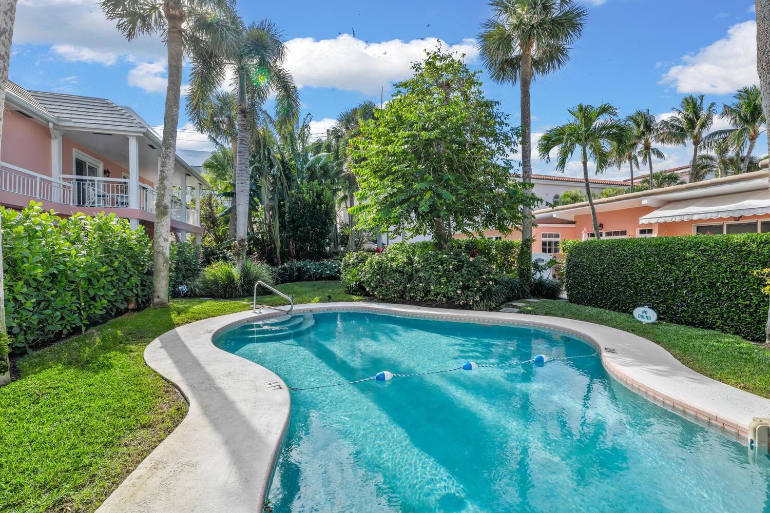 134 Peruvian Ave Palm Beach FL-large-029