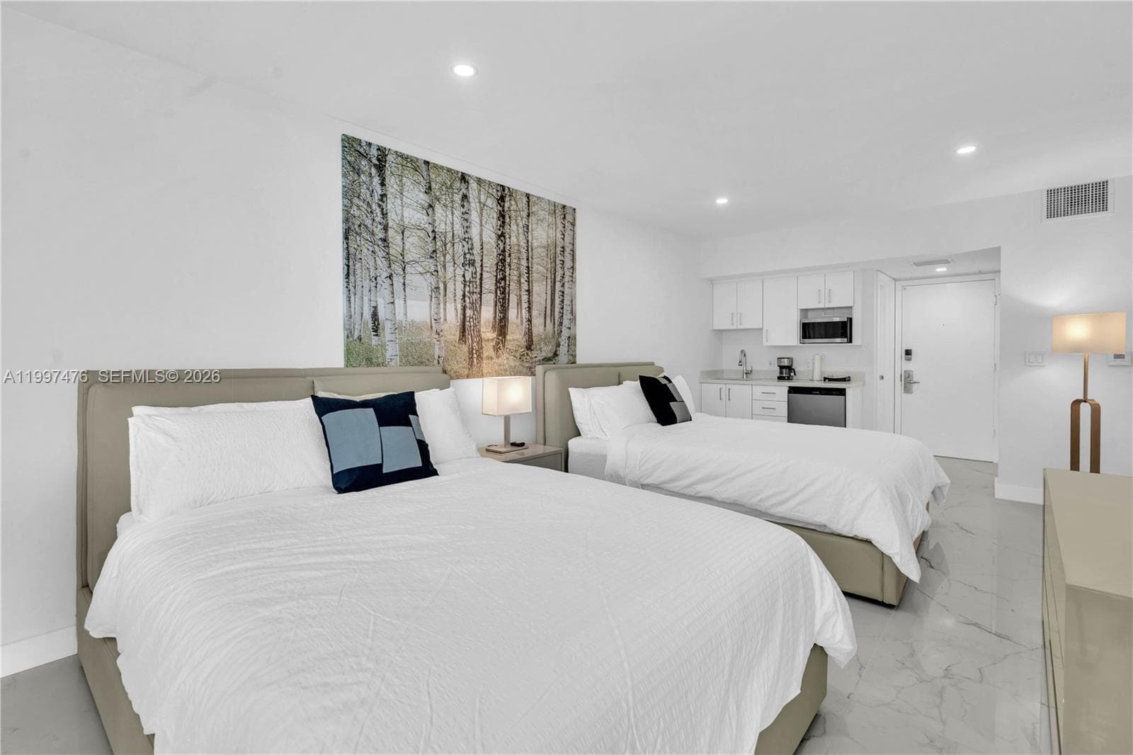 Ocean Point Beach Club · #1703 in Sunny Isles Beach - Photo 16