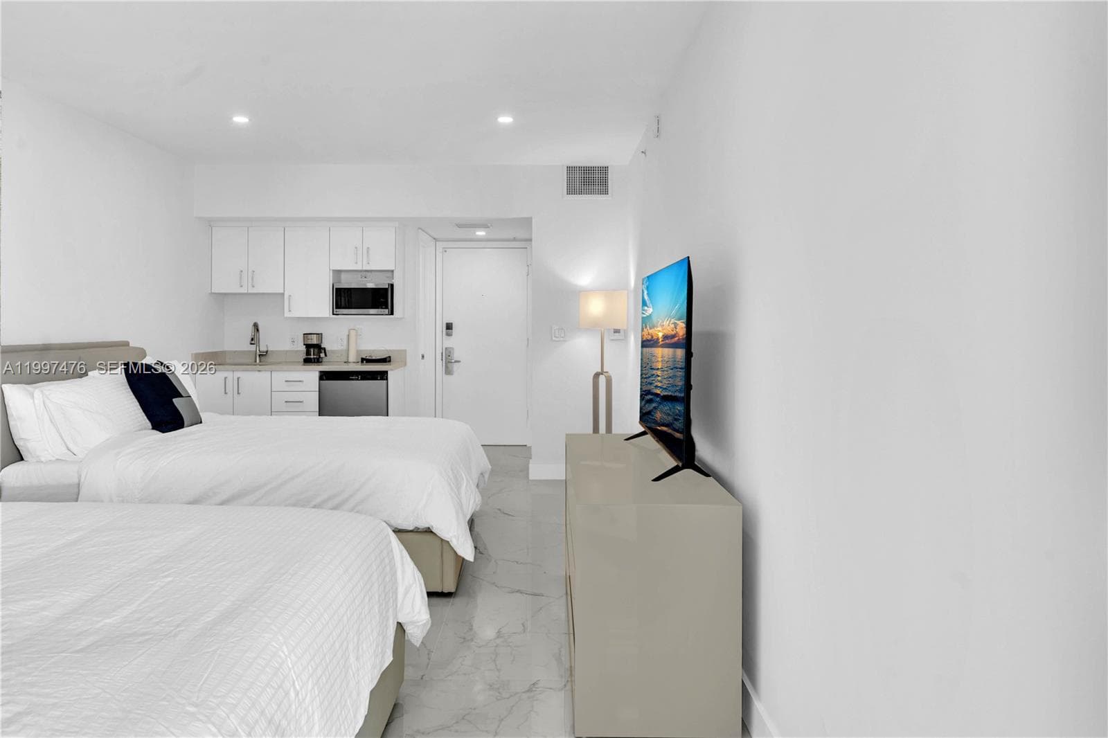 Ocean Point Beach Club · #1703 in Sunny Isles Beach - Photo 34