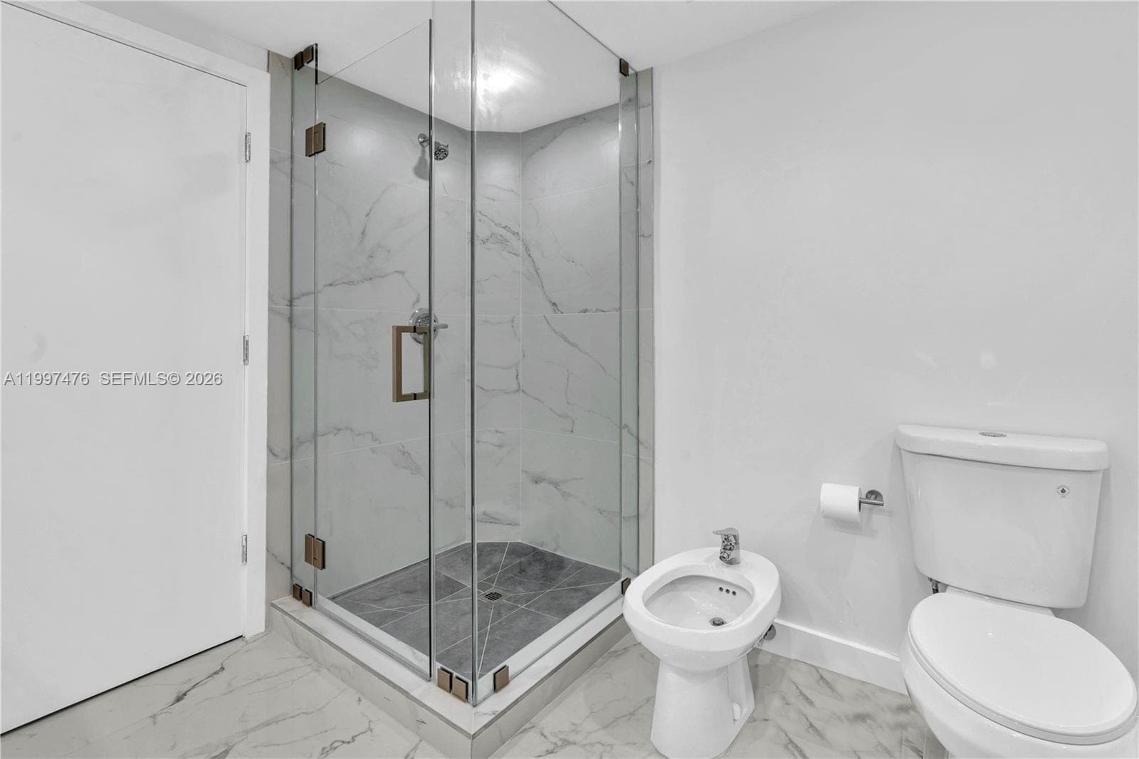 Ocean Point Beach Club · #1703 in Sunny Isles Beach - Photo 51