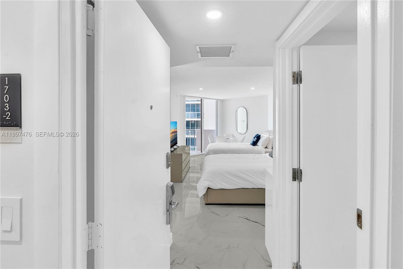 Ocean Point Beach Club · #1703 in Sunny Isles Beach - Photo 15