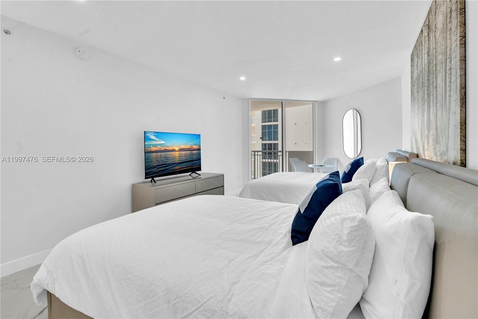 Ocean Point Beach Club · #1703 in Sunny Isles Beach - Photo 8