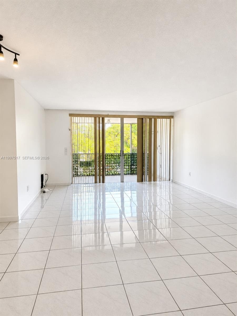 JADE WINDS GROUP - · #300 in Miami - Photo 9