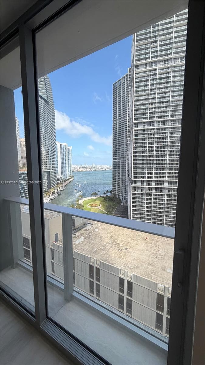 Viceroy Brickell Residences · #1915 in Miami - Photo 26