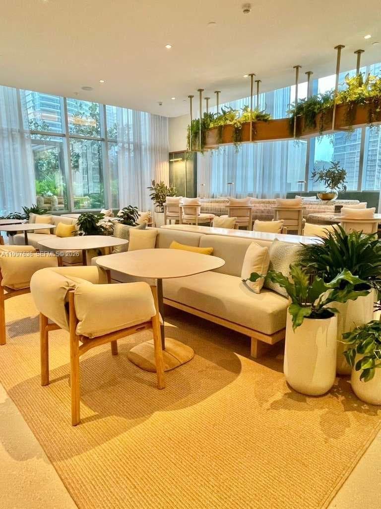 Viceroy Brickell Residences · #1915 in Miami - Photo 4